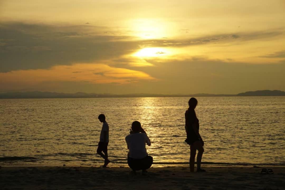 Sari Pacifica Resort & Spa, Sibu Island, Johor Pulau Sibu Eksteriør bilde